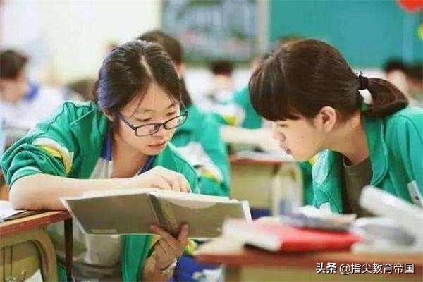 中国女性高学历